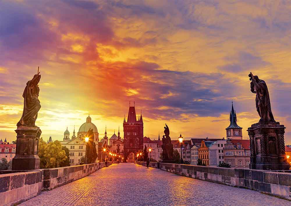 Puzzle Enjoy da Ponte Carlos ao entardecer, Praga de 1