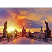 Puzzle Enjoy da Ponte Carlos ao entardecer, Praga de 1